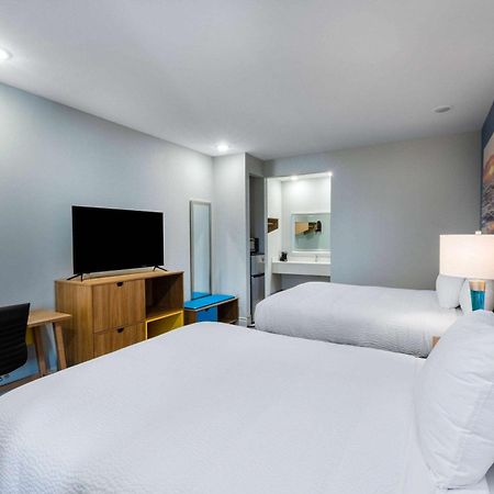 Days Inn By Wyndham Minot Ngoại thất bức ảnh