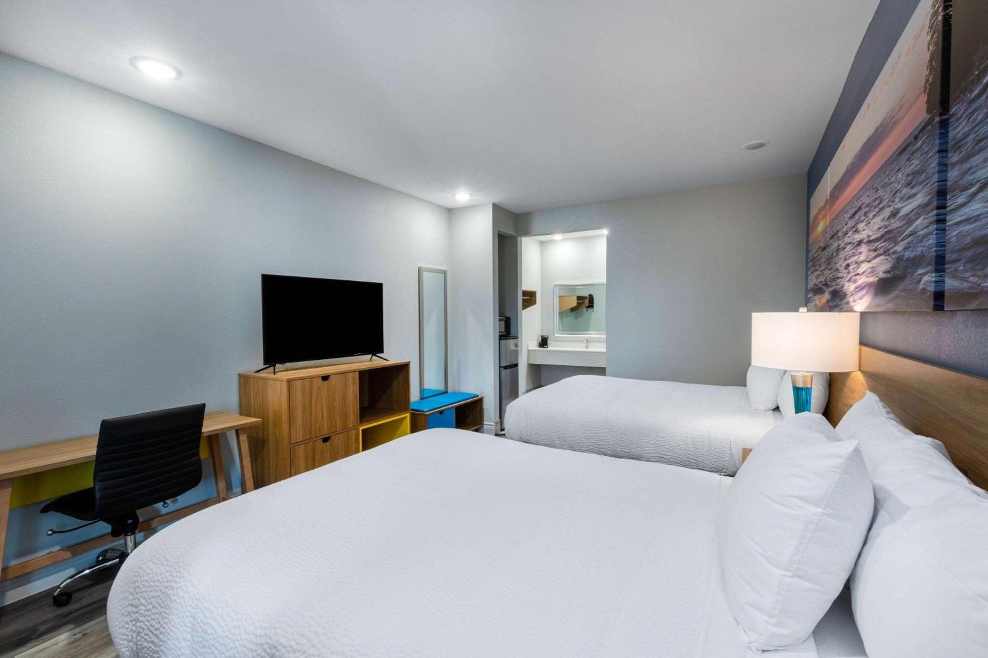Days Inn By Wyndham Minot Ngoại thất bức ảnh