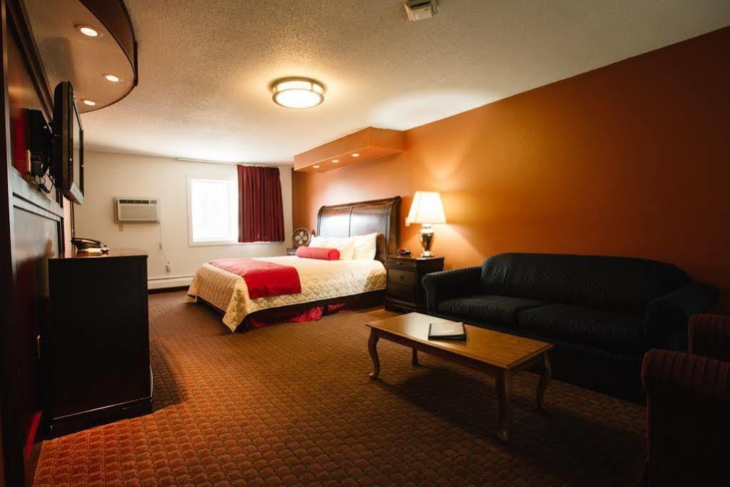 Days Inn By Wyndham Minot Ngoại thất bức ảnh