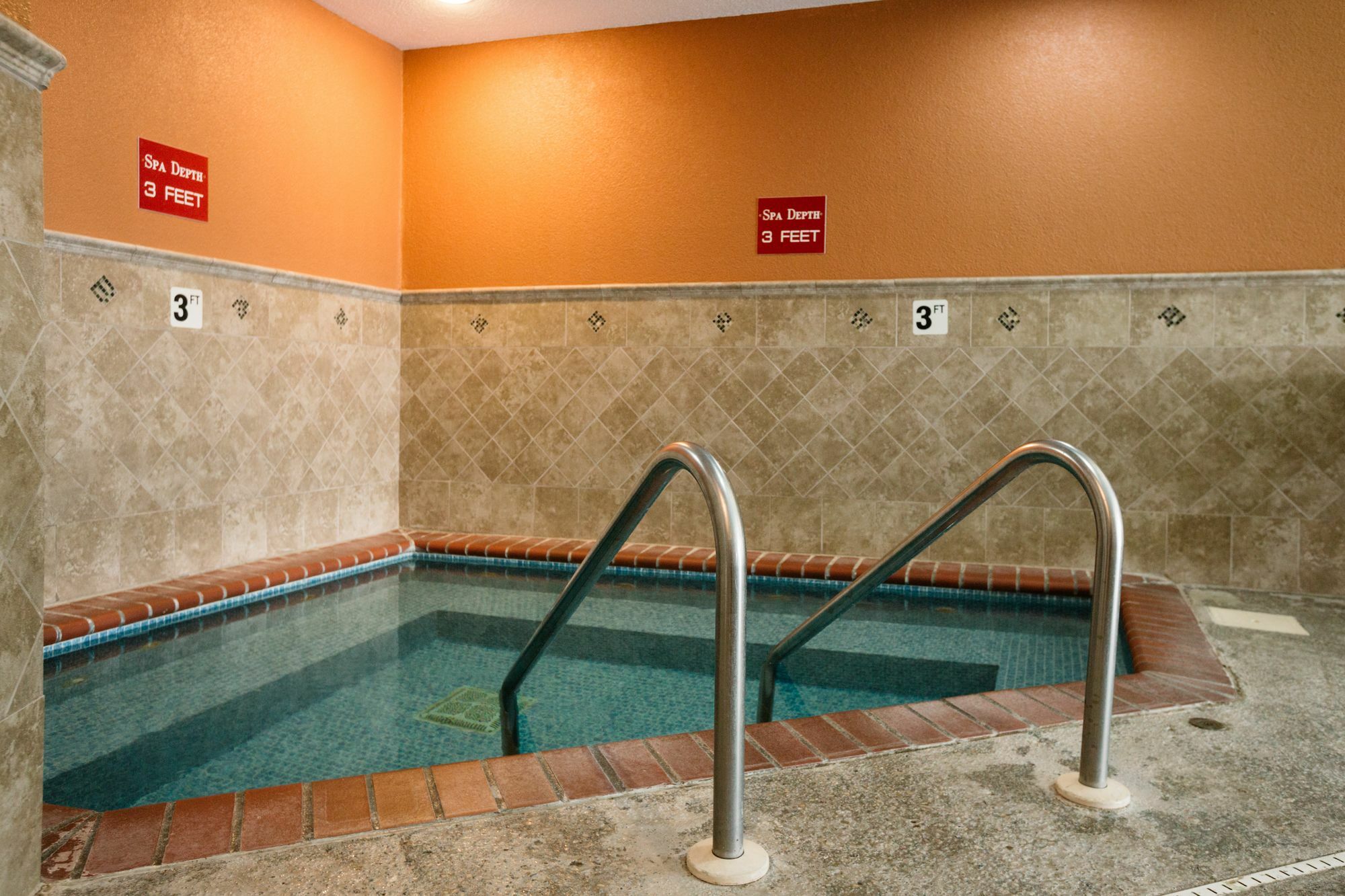 Days Inn By Wyndham Minot Ngoại thất bức ảnh